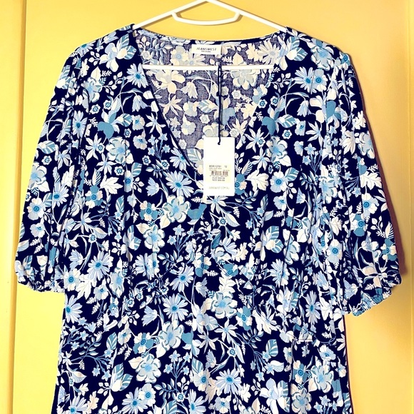 Jeanswest | Sonia V Neck Dress | Blue Floral Print | Size 12 | NWT - Picture 12 of 14